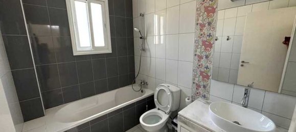 4 bedrooms Villa in Chloraka, Cyprus No. 20364 7