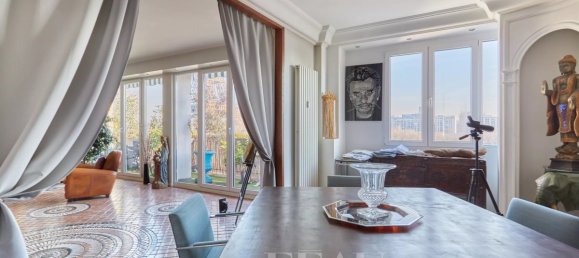 4 rooms Apartment in Paris, France No. 146130 5