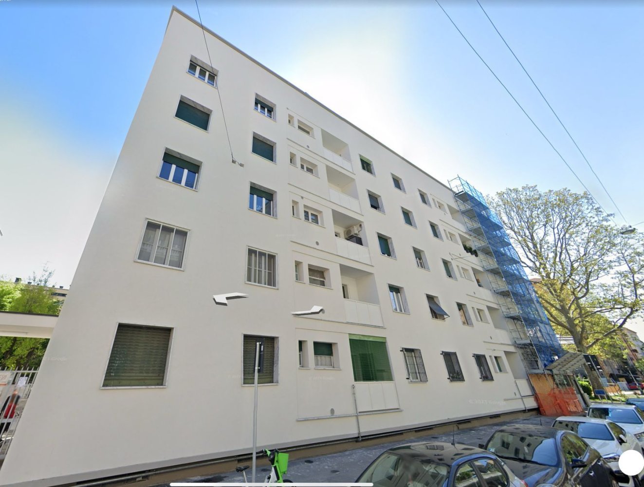 2 rooms Apartment in Milan, Italy No. 245546