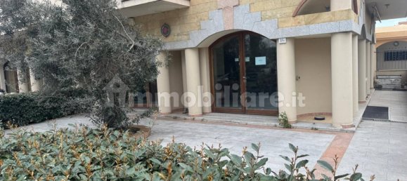 Propiedad comercial de 2 habitaciónes en Olbia, Italy No. 107640 2