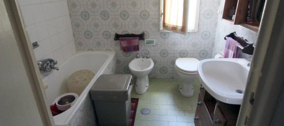 Casa de 14 divisões em San Giovanni Valdarno, Italy N.º 230715 17