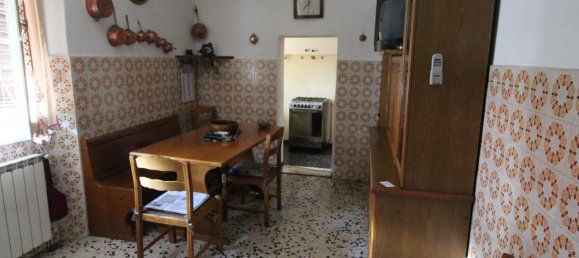 Casa de 14 divisões em San Giovanni Valdarno, Italy N.º 230715 8