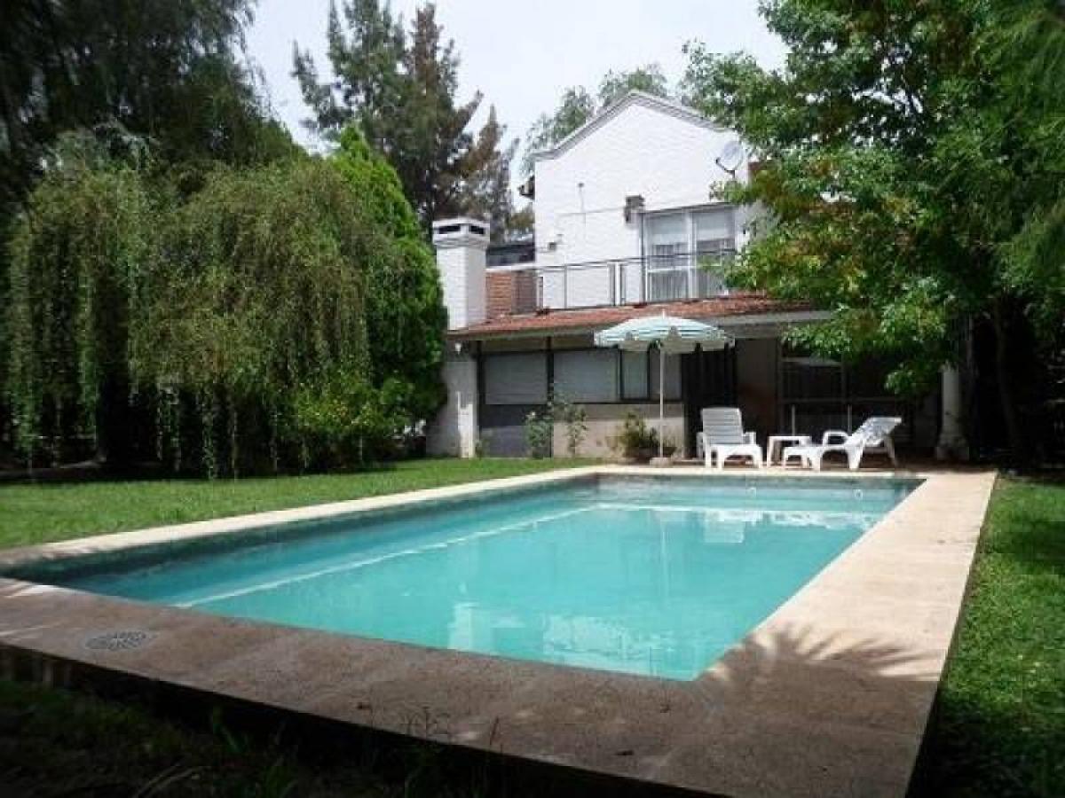 3 bedrooms House in Pilar, Argentina No. 60469