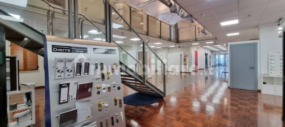 5غرفة عقار تجاري في Milan, Italy رقم 243314 18