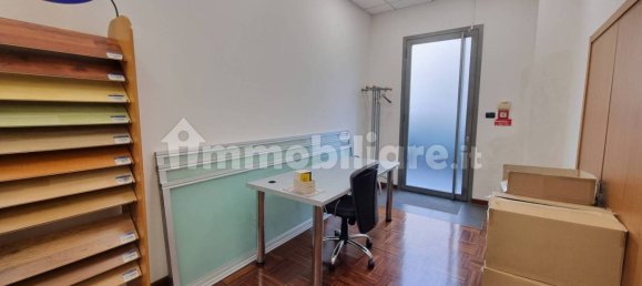 5غرفة عقار تجاري في Milan, Italy رقم 243314 8