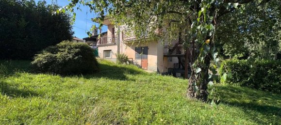 5 bedrooms House in Castronno, Italy No. 361309 17