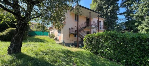 5 bedrooms House in Castronno, Italy No. 361309 19