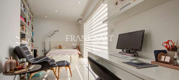 Ático de 3 dormitorios en Zebbug, Malta No. 2164 21