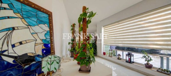 Ático de 3 dormitorios en Zebbug, Malta No. 2164 23