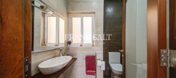 Ático de 3 dormitorios en Zebbug, Malta No. 2164 11