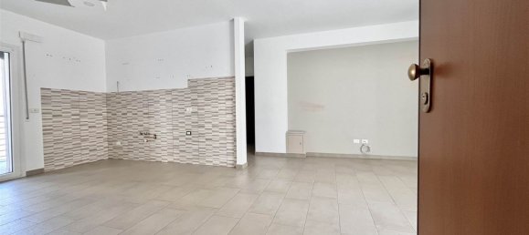 Apartamento de 3 dormitorios en Palermo, Italy No. 327266 11