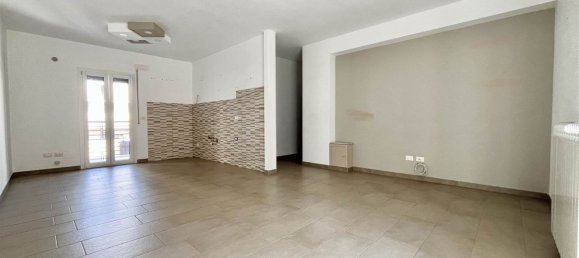 Apartamento de 3 dormitorios en Palermo, Italy No. 327266 8