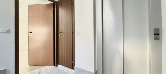Apartamento de 3 dormitorios en Palermo, Italy No. 327266 10