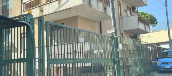 Apartamento de 3 dormitorios en Palermo, Italy No. 327266 4