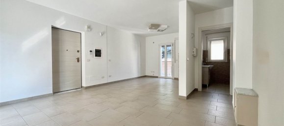 Apartamento de 3 dormitorios en Palermo, Italy No. 327266 12