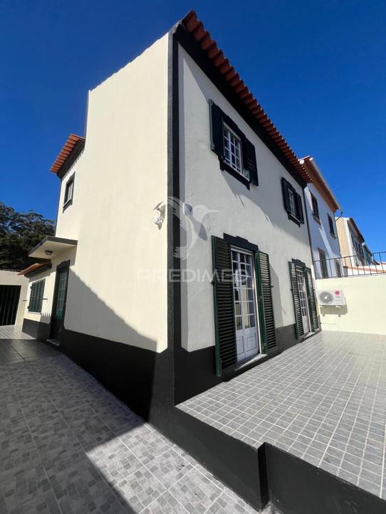 Castelos T4 em Angra do Heroísmo, Portugal N.º 319333