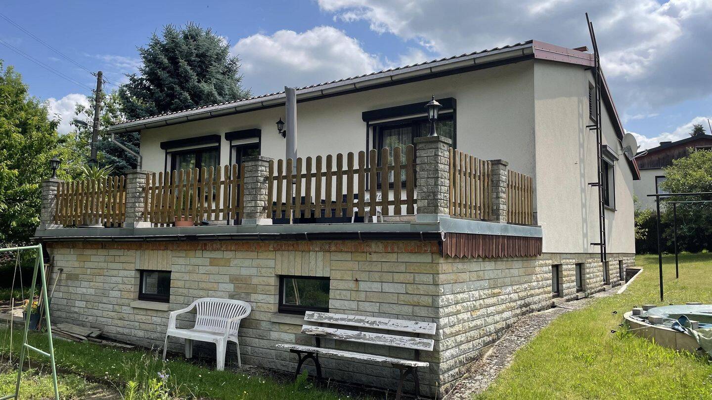 Бунгало с 4 комнатами в Саксонская Швейцария — Восточные Рудные Горы, Германия № 261806