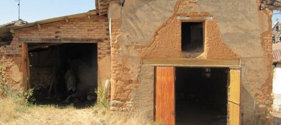 5 bedrooms House in Palencia, Spain No. 115933 3