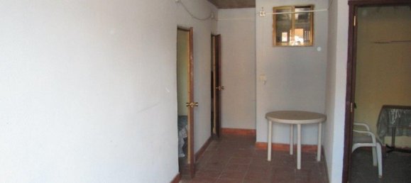 5 bedrooms House in Palencia, Spain No. 115933 9