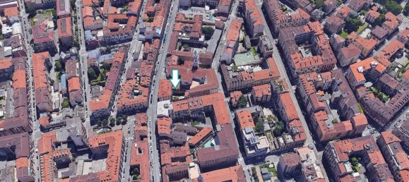 4 rooms Apartment in Turin, Italy No. 233151 3