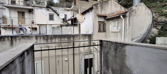 3 rooms Apartment in Messina, Italy No. 51206 21