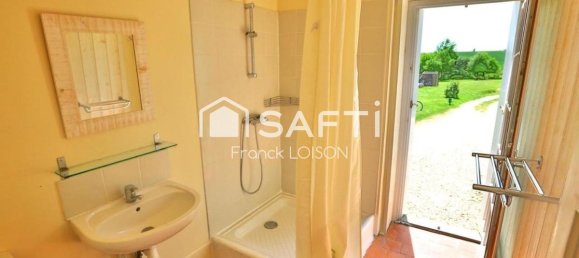 7 Schlafzimmer Haus in Loches, France, Nr. 73124 43