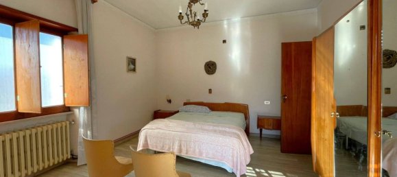 3 bedrooms House in Isola del Liri, Italy No. 56432 48