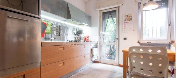 4 rooms Apartment in Cusano Milanino, Italy No. 103505 8