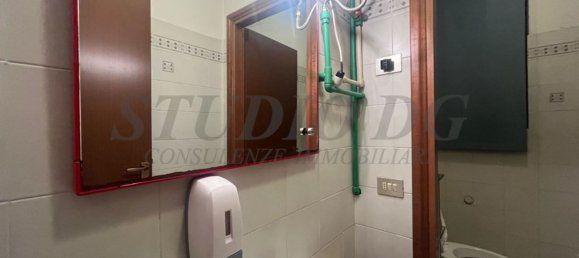  عقار تجاري في Paderno Dugnano, Italy 79متر مربع رقم 232964 2