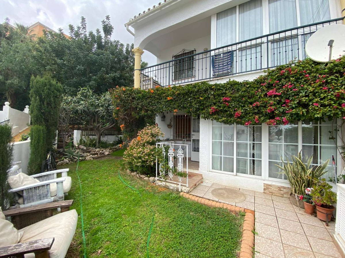 Apartamento T2 em Fuengirola, Spain N.º 128638