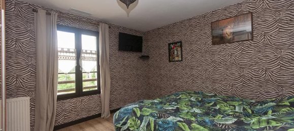 Дом с 4 спальнями в Дордонь, Франция № 301065 10