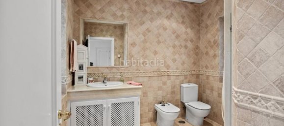 4 غرف نوم فيلا في Benahavis, Spain رقم 107821 28