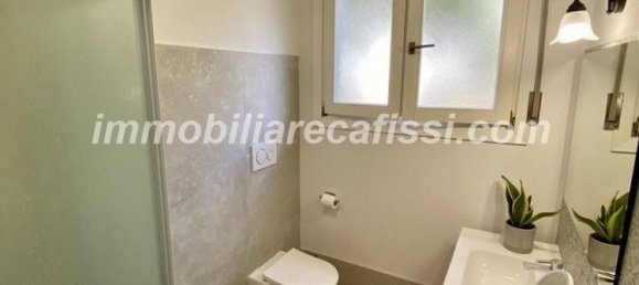 4 bedrooms Apartment in Carmignano, Italy No. 365074 16