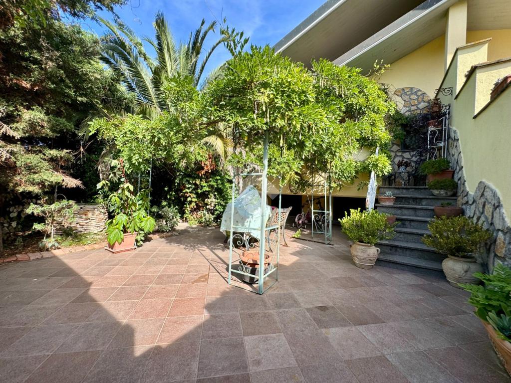 4 Schlafzimmer Villa in Rome, Italy, Nr. 385992