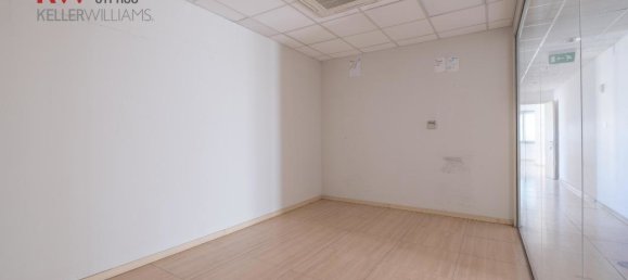 Oficina de 5 habitaciónes en Nicosia, Cyprus No. 26009 11