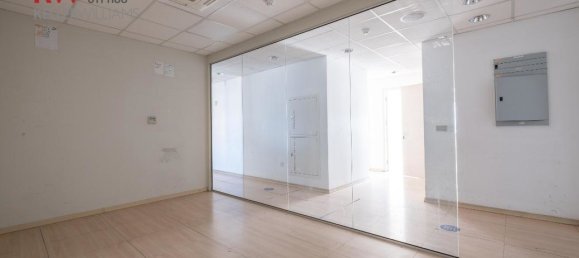 Oficina de 5 habitaciónes en Nicosia, Cyprus No. 26009 12