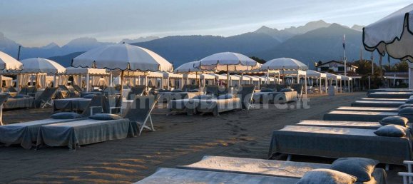 Villa de 2 dormitorios en Pietrasanta, Italy No. 227883 38