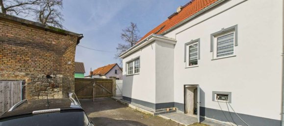 4 bedrooms House in Saalekreis, Germany No. 13228 13