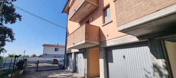 2 Schlafzimmer Wohnung in Reggio Emilia, Italy, Nr. 378775 9