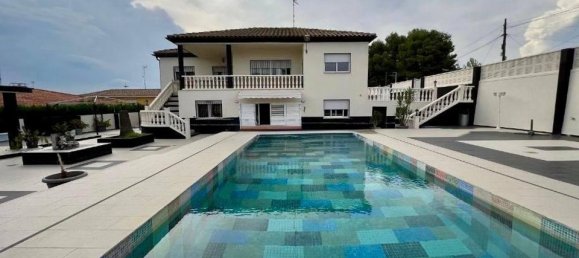 6 bedrooms Villa in Valencia, Spain No. 190918 2