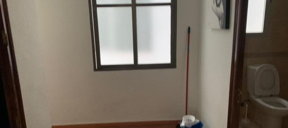Apartamento de 4 dormitorios en Córdoba, Spain No. 157423 13