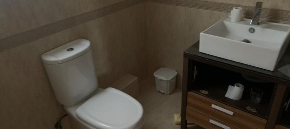 Apartamento de 4 dormitorios en Córdoba, Spain No. 157423 10