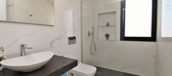 3 bedrooms House in Alicante, Spain No. 182063 23