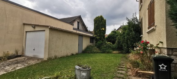 5 bedrooms House in Le Blanc-Mesnil, France No. 177612 4