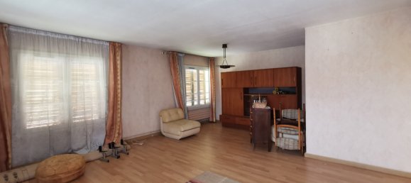 5 bedrooms House in Le Blanc-Mesnil, France No. 177612 3