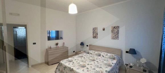 3 rooms Apartment in Bari, Italy No. 32790 33