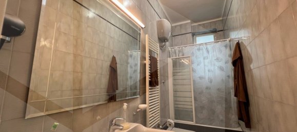 3 rooms Apartment in Bari, Italy No. 32790 23