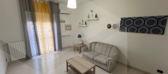 3 rooms Apartment in Bari, Italy No. 32790 17