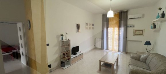 3 rooms Apartment in Bari, Italy No. 32790 14