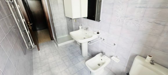 Apartamento de 2 divisões em Varano Borghi, Italy N.º 88565 17